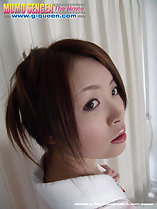 Pretty eyes inviting lips